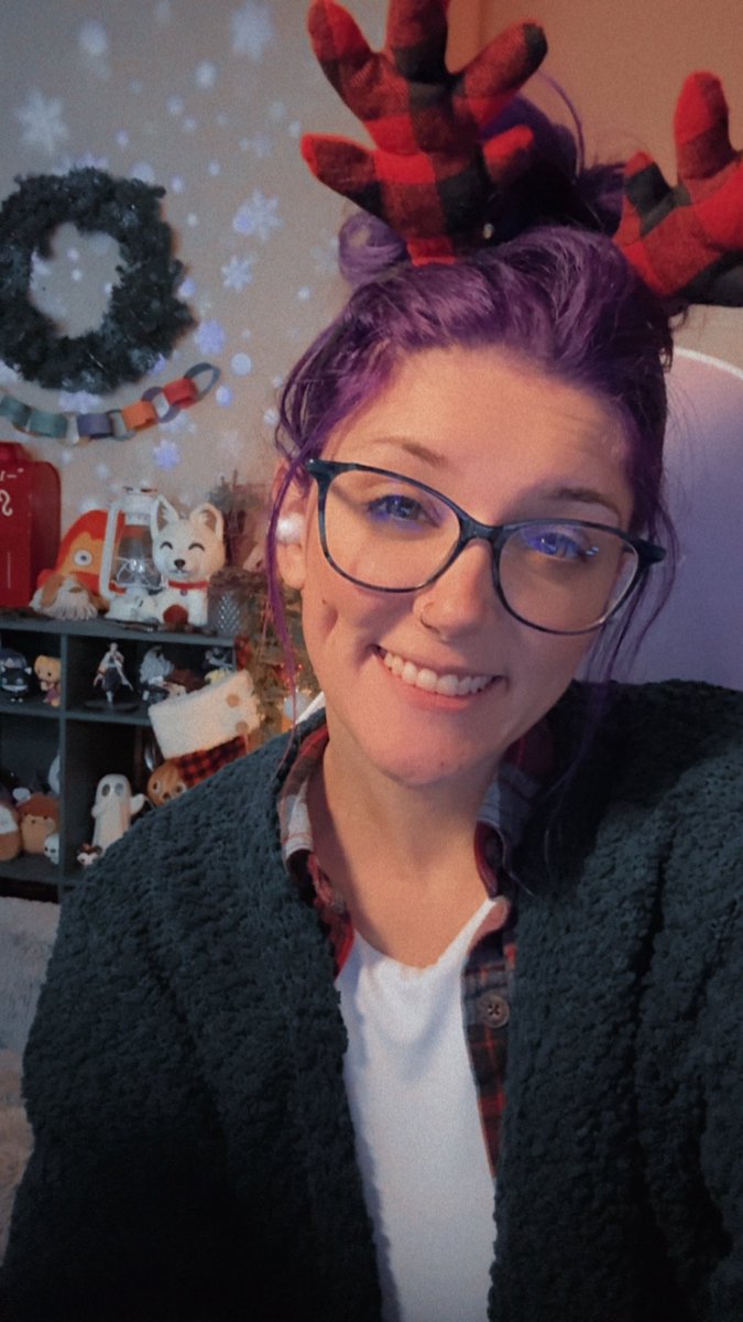 explauraa's tweet image. I’ll be home for winterlights

Twitch.tv/explauraa