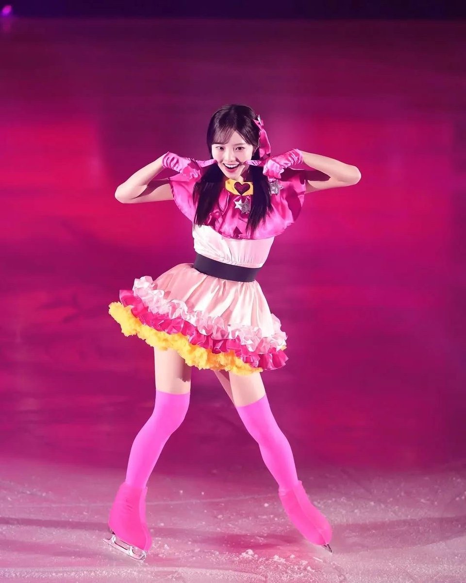 【超朗報】本田真凜さん(24)、そのへんのアイドルよりもアイドルになるwww https://t.co/HABY5dS8JT