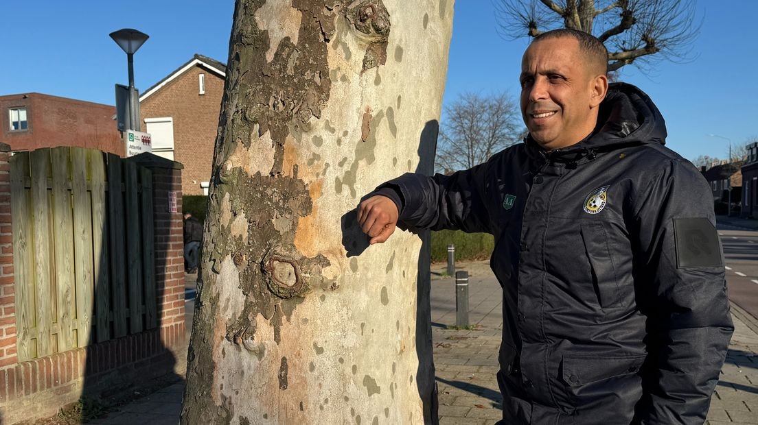 Geen wedstrijd zo zwaar als deze: voormalig VVV'er Ammi vecht tegen darmkanker bit.ly/4qoIOnE