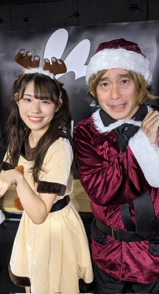 tsuchimaruboy's tweet photo. #福を架ける少女 #桜田七夕 #福よ恋 #福はいかが #XmasLIVE #天神Budy_up @nayuyu25
2025年12月20日の画像、桜田七夕 & つっち〜①②、天神Budy up! https://t.co/zGjk7Pvx7J