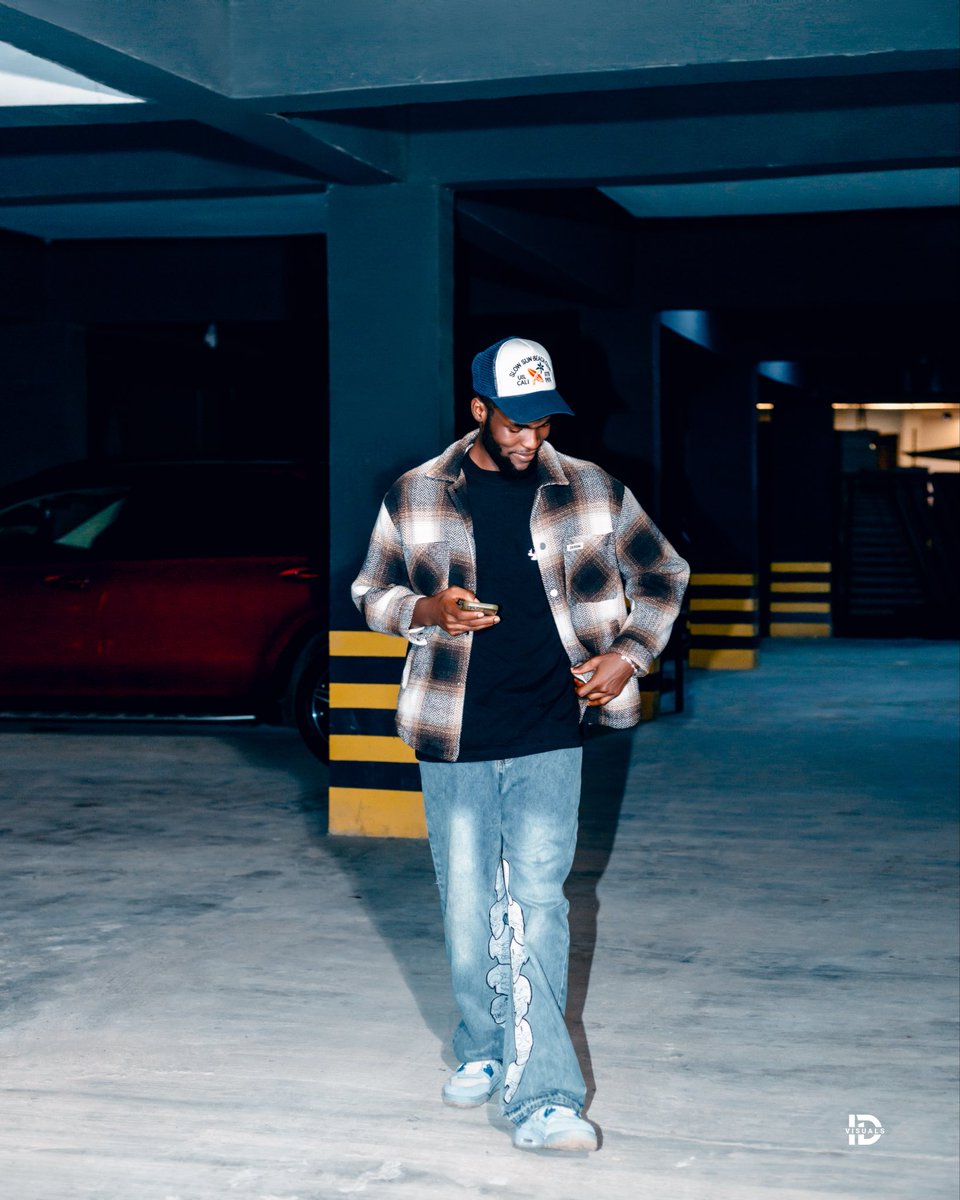 Future_XXN tweet media