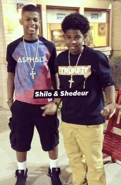 ShedeurTV's tweet photo. 📸 Young Shilo & Shedeur Sanders ✔️
#SandersFamily #shilo #shedeur https://t.co/EVrk9HFmGd