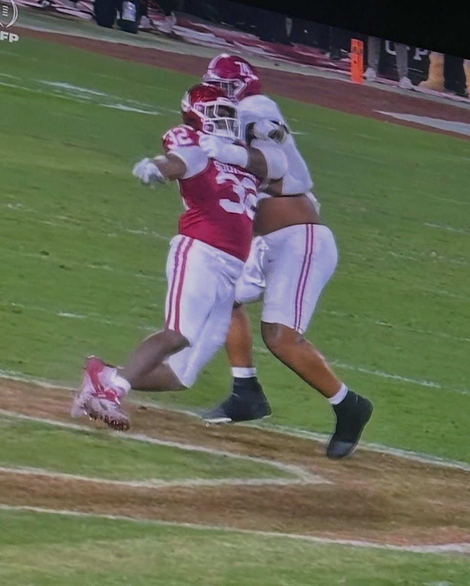 J🅿️ (@indy_sooner) on Twitter photo 