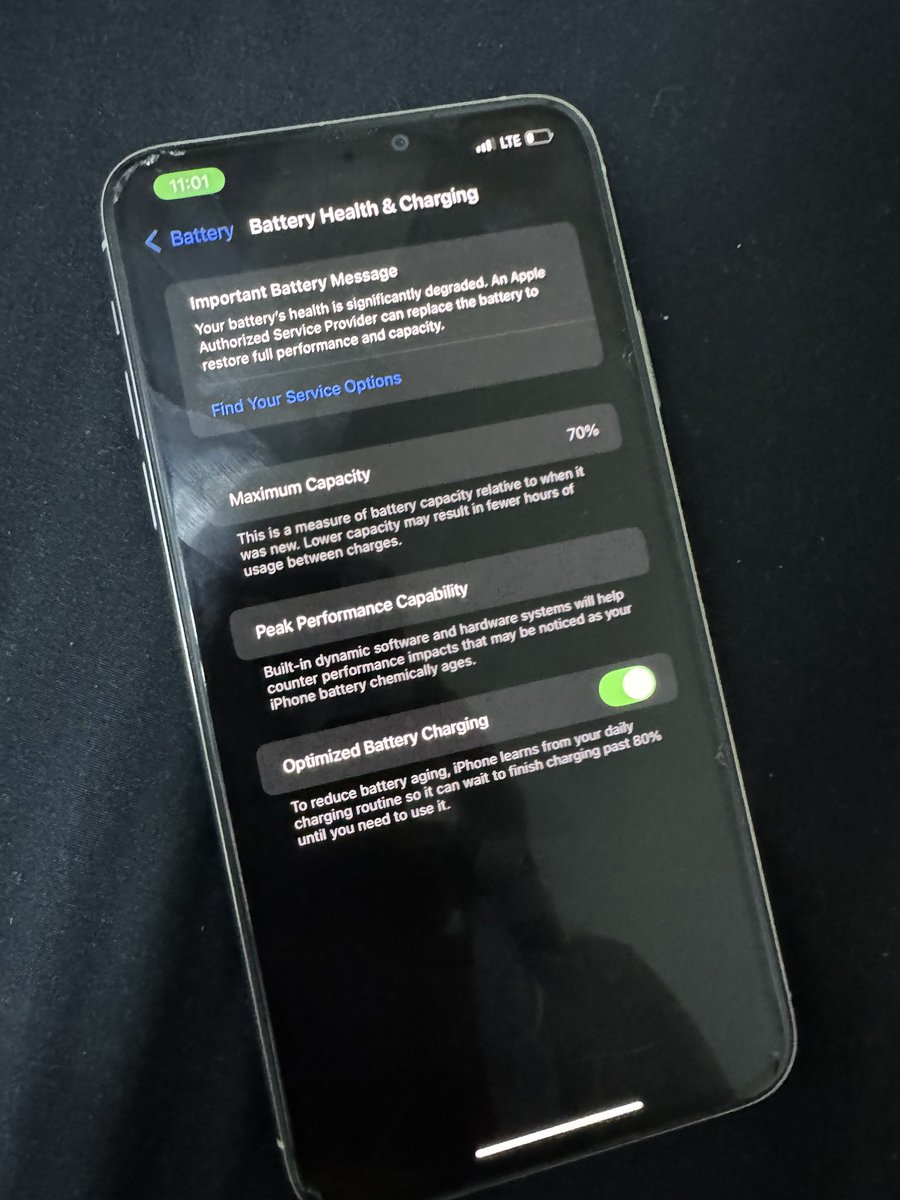 wts lfb iphone 11 pro max ph

- 70 battery health
- almost 6 years used 
- selling for 15k negotiable
- 512GB

rfs: need to pay bills

dm me if interested, thank you!

t. want to sell iphone 11 pro max wts