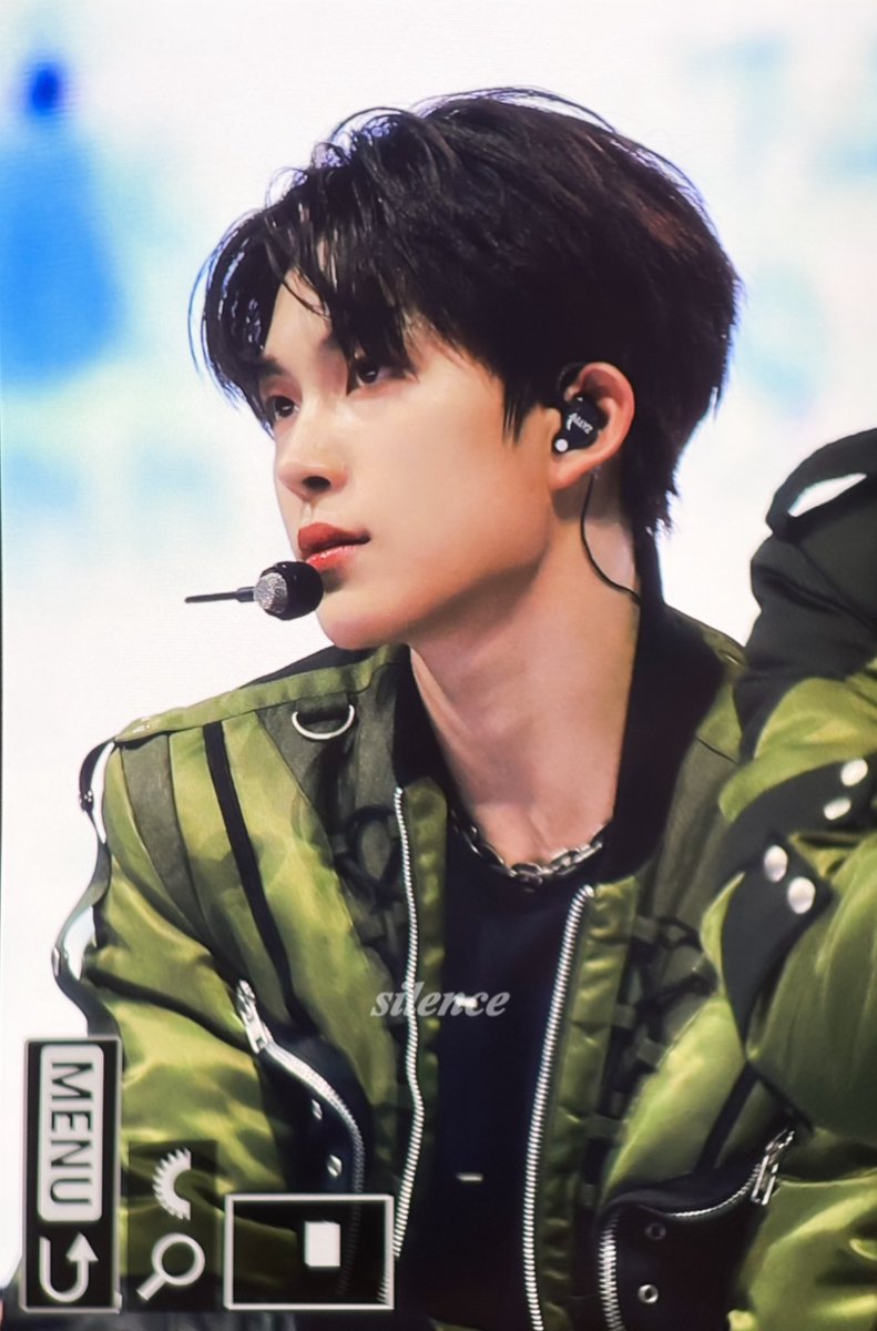 251220
#김건우 #KIMGEONWOO
#알파드라이브원 #ALPHADRIVEONE #ALD1