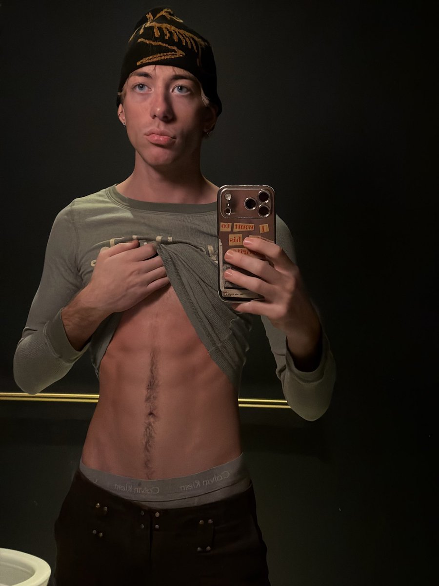 jacob__daniel's tweet photo. Yall don’t appreciate me enough https://t.co/ezw0OM5VeJ
