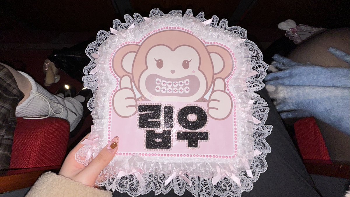 kekimeltdown's tweet image. 팬미 또 하자!!!!! 🧘🏿‍♀️🫰🏻