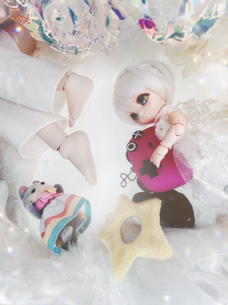 お題【とぶ】↑➕ push!👇 ˊˎ˗
　　　　　　　　　　　🔘

　　　🦵ﾋﾟｮｲｰﾝ
　　　II
　🐶‼︎         🔘o(˶ᵔᵕᵔ˶ )✨ ✧ ⌖꙳
#今夜のドール撮影120分一本勝負
#OBヘッド
#今日のる～ちゃん