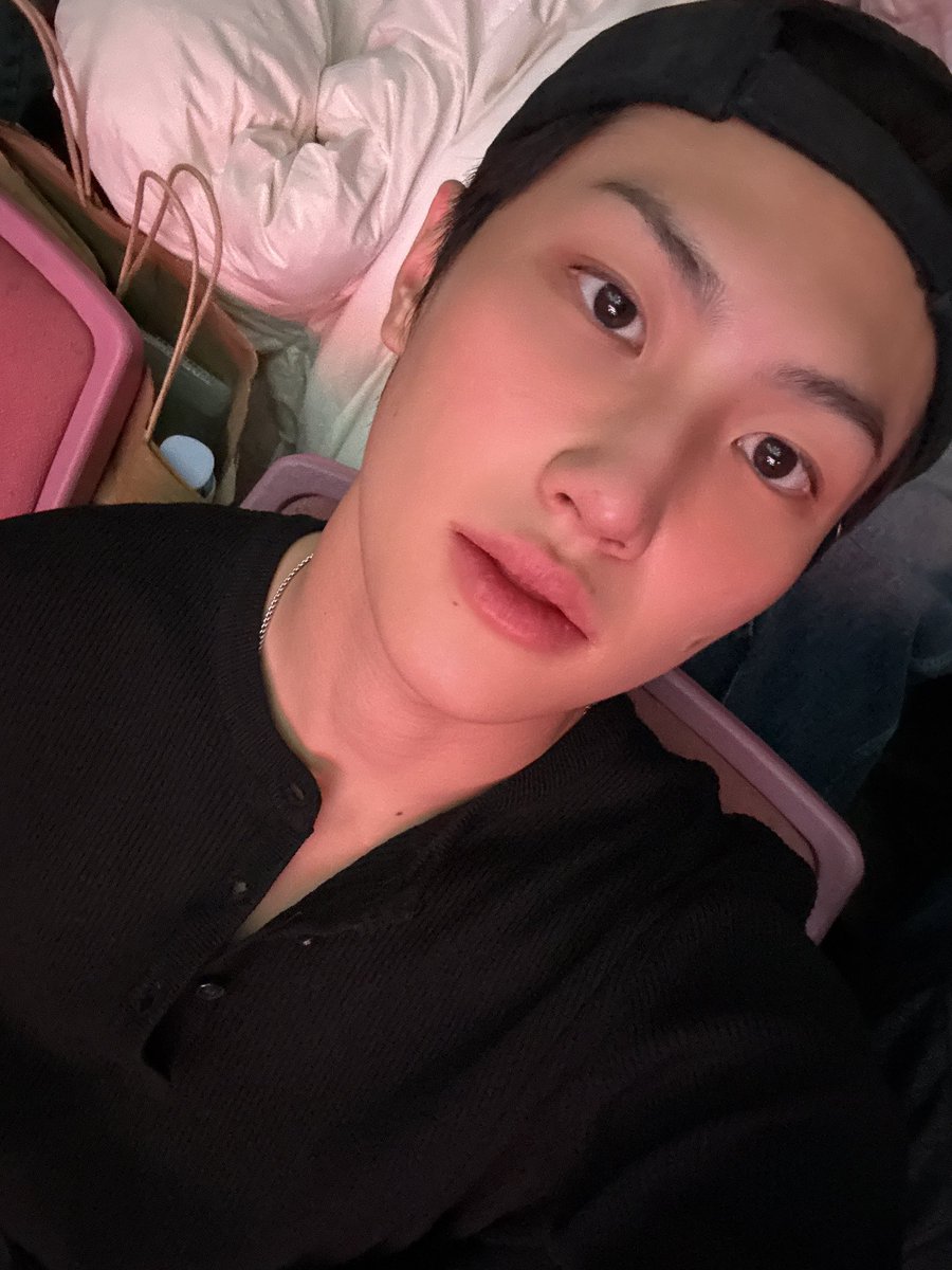 TNX_twt's tweet photo. 2025 CRUSH HOUR 🩵👍😆

#TNX 
#최태훈 #TAEHUN https://t.co/yKgcX3HjEJ