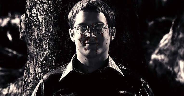 どうも殺人鬼ケヴィン役をダニエル・ラドクリフだと思ってる人がいて
「ハリー・ポッターの人ではないですよ」って言ったら驚かれた
よく見て下さい!これのどこが成長して無感情で人を殺すようになったハリー・ポッターですか! 