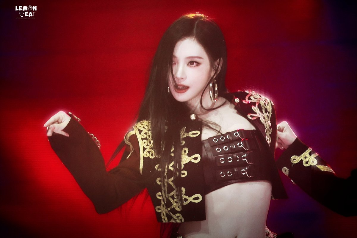 LemonTea_1023's tweet image. 251220 MMA
#멜론뮤직어워드 #에스파 #aespa #NINGNING #닝닝