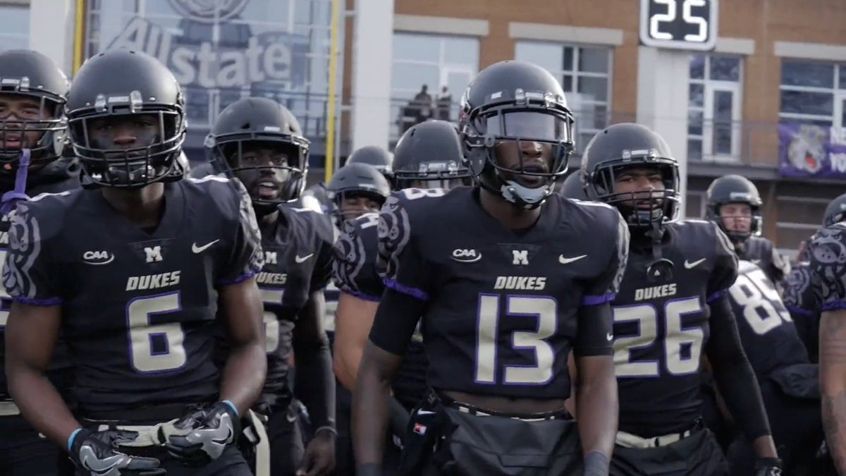 HollyWood_Ish13's tweet image. win,lose, or draw rocking wit dem dukes baby 🐶👑