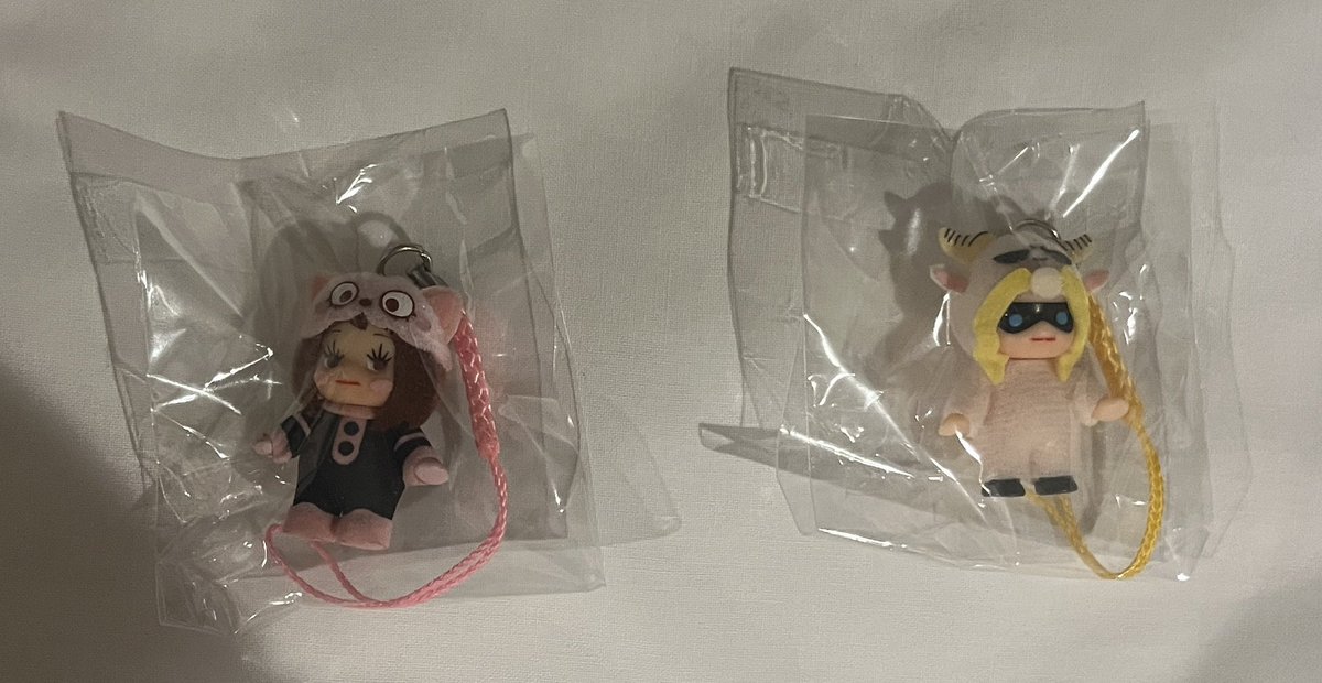 みもこ tweet media