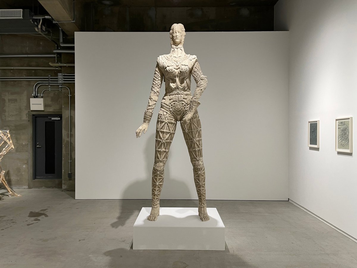 西尾康之「コンパクト化」を天王洲のANOMALYで見た。支柱を組み合わせ