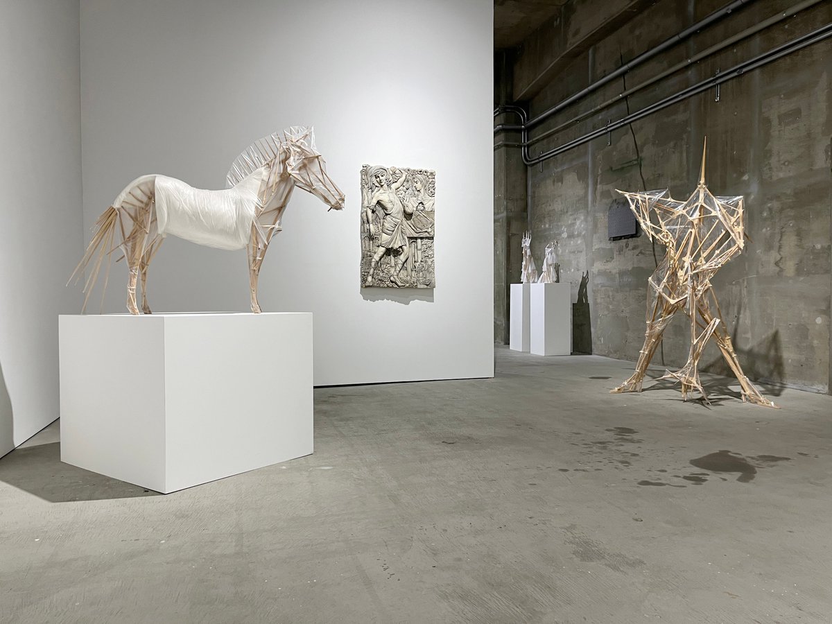 西尾康之「コンパクト化」を天王洲のANOMALYで見た。支柱を組み合わせ