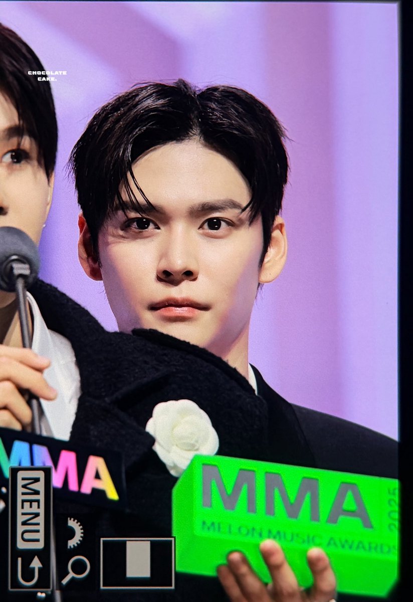 𝘾𝙝𝙤𝙘𝙤𝙡𝙖𝙩𝙚 𝙘𝙖𝙠𝙚. tweet media