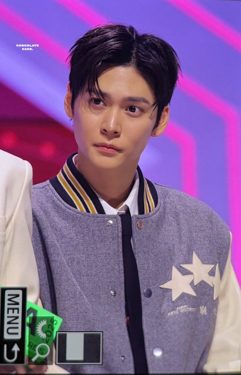 𝘾𝙝𝙤𝙘𝙤𝙡𝙖𝙩𝙚 𝙘𝙖𝙠𝙚. tweet media