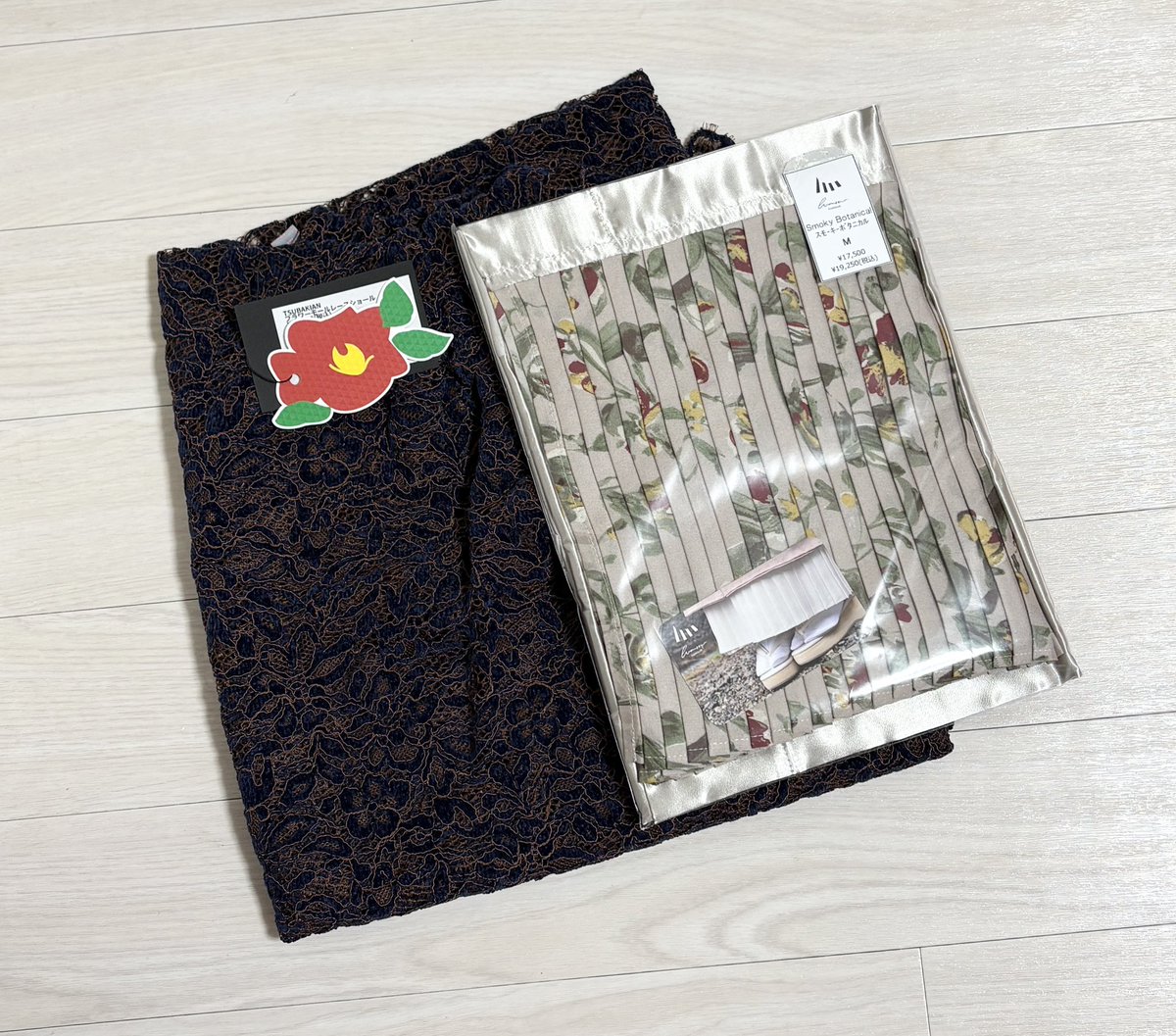 #キモノポルテ にて
モールレースショール　<a href="/tsubaki_an/">モリタ マミ</a> 
ホムシュヘム　<a href="/homsue_hem/">homsue◆ホムシュ キモノポルテ12/19〜</a> 
お迎えしました✨

めちゃくちゃ悩んで相談して、ご迷惑おかけしました😅
アンティーク👘のお袖問題も、身丈も解決してくれる万能セットだと思って思い切りました笑

いつ着ようかな♪