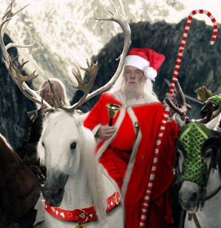 MiddleearthMixr's tweet image. “Look to my coming, 
at first night of the 25th day.
At dusk, look to the North.”