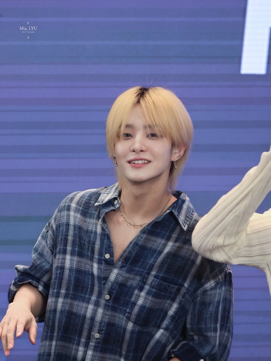 Mia_LYU0110's tweet image. 251220

#JIHOON #지훈 #ジフン 
#트레저 #TREASURE