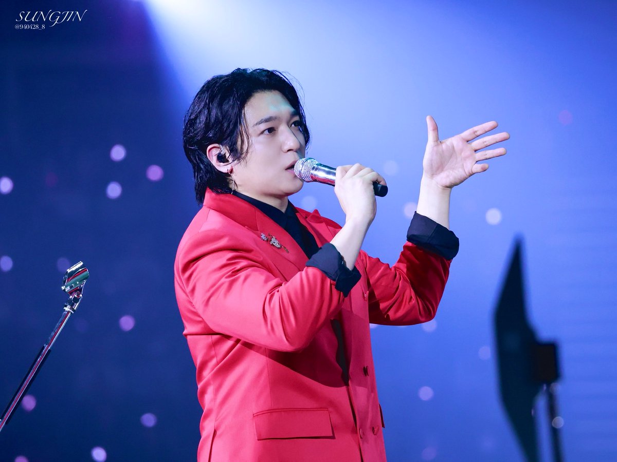 251220 🐻👉🏻🖐🏻
#데이식스 #day6 #성진 #sungjin