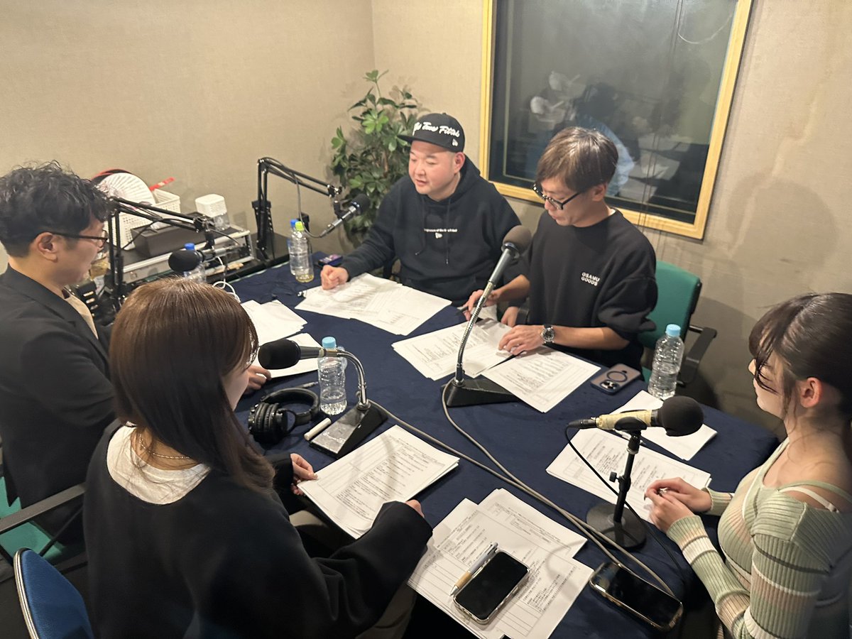 OBCBTSradio's tweet photo. 今週も放送ありがとうございました📻
来週も内山信二さんゲストに2025年のボートレース振り返りトークをお楽しみください😊 https://t.co/dmrKcHlYcv