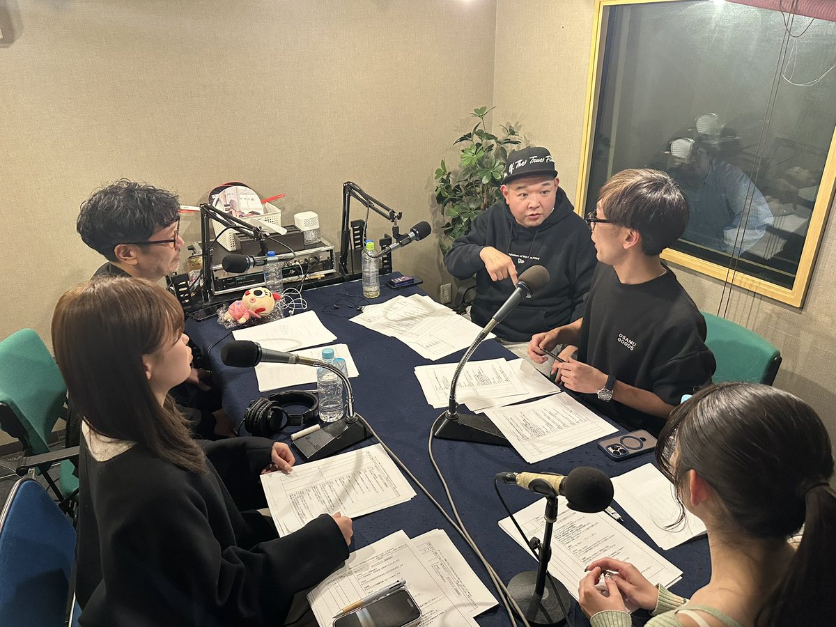 OBCBTSradio's tweet photo. 今週も放送ありがとうございました📻
来週も内山信二さんゲストに2025年のボートレース振り返りトークをお楽しみください😊 https://t.co/dmrKcHlYcv