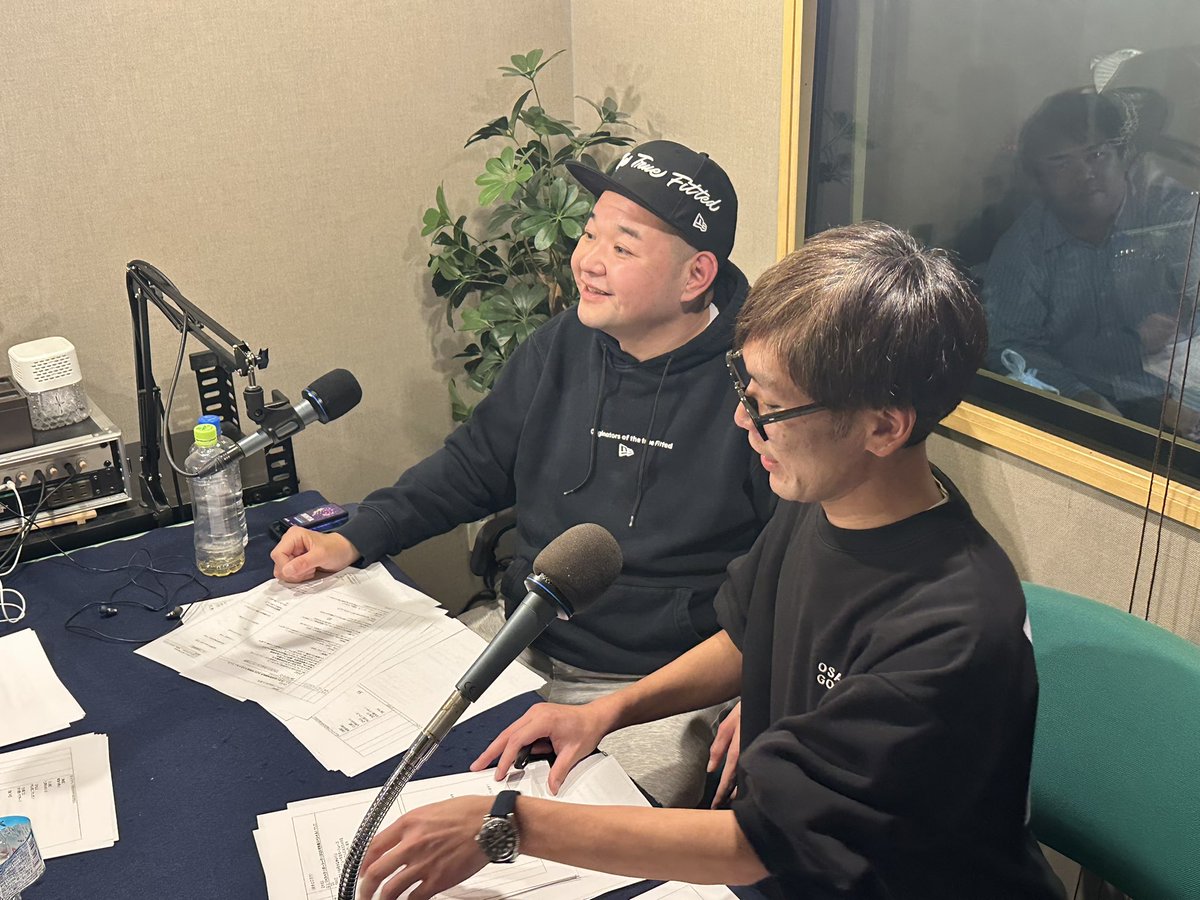 OBCBTSradio's tweet photo. 今週も放送ありがとうございました📻
来週も内山信二さんゲストに2025年のボートレース振り返りトークをお楽しみください😊 https://t.co/dmrKcHlYcv