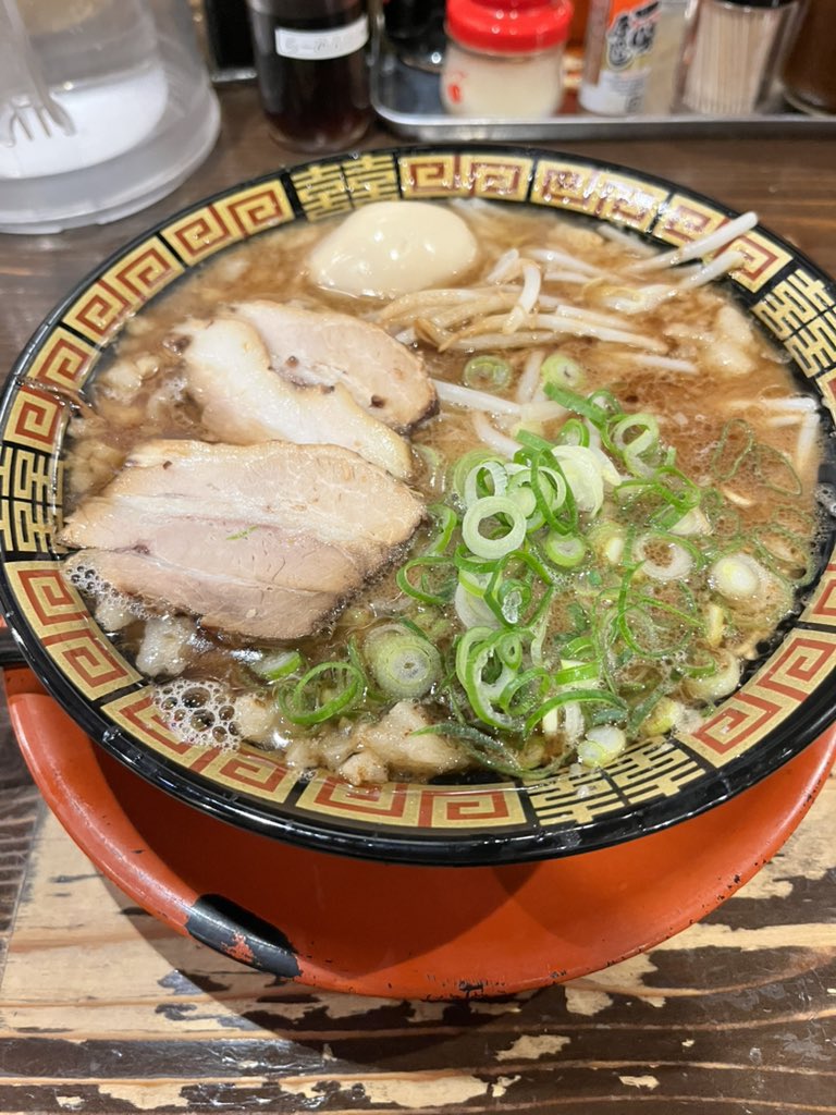 ラーメン食べたくなったので〆ラー