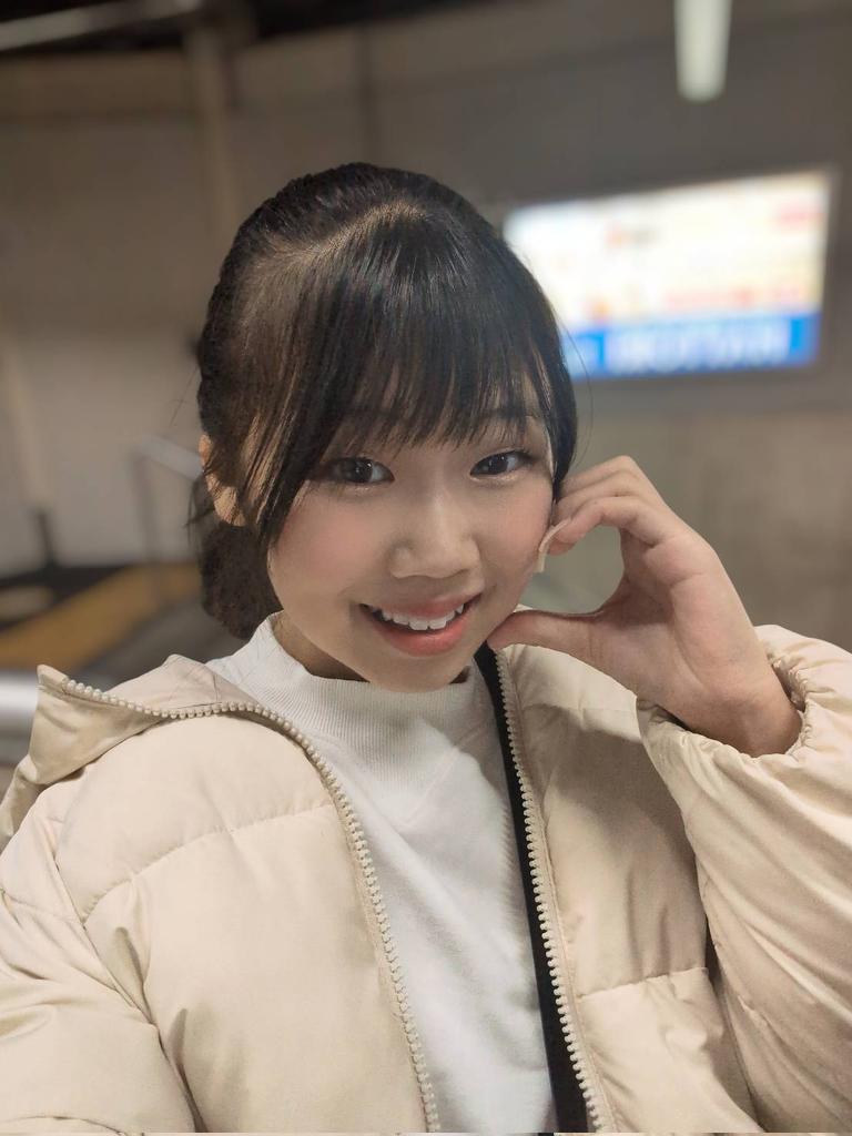 🔔エンタメラボ#24🔔
@代々木MUSE

Re-START😉新体制、最高のスタートになりました❗️CHINATUちゃん入ってこの4人で沢山のステージ立っていきます、お見逃しなく😉✨🎤

【本日のセットリスト】
💜本日、快晴なり！
💚輝く夏の物語
🩷Unbreakable light

→NEXT🗓️
12/21(日)@五反田G7&amp;高田馬場BSホール