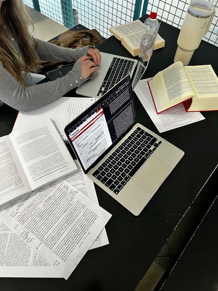 مشاريع تخرج كتابة بحوث تخرج رسائل ماجستير دكتوراه tweet media