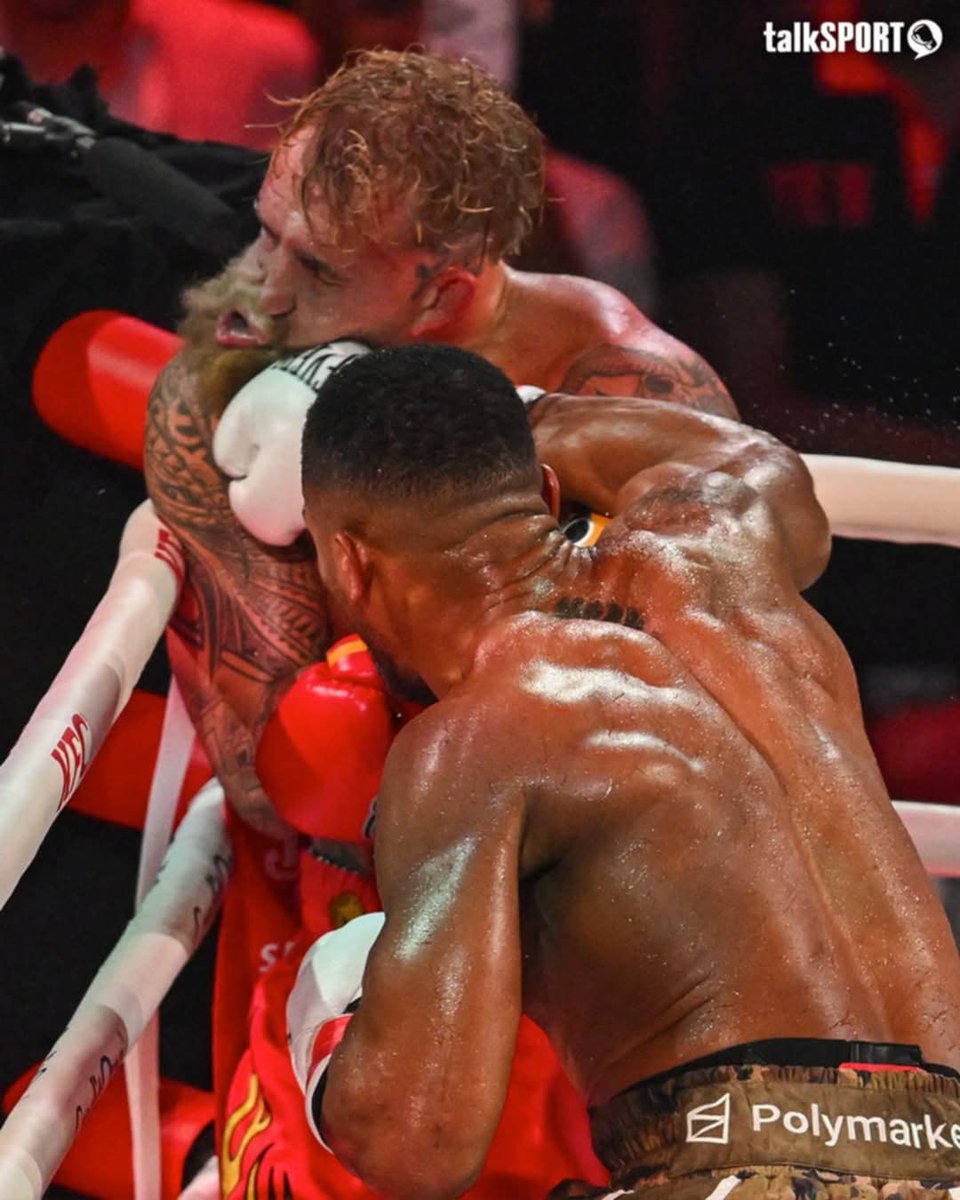 Marc_Frosties's tweet photo. What happens when you run your mouth 🤣 real boxers 2 jake 0 https://t.co/gan4lm50Z9