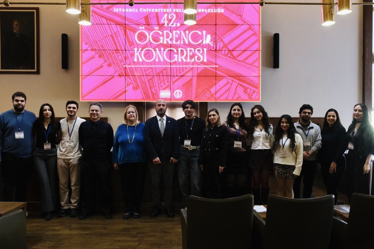 İÜ Felsefe Topluluğu tweet media