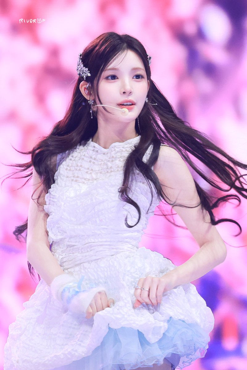 River_yuha's tweet image. 251220

#Hearts2Hearts #하츠투하츠 #H2H 
#YUHA #유하 #ユハ