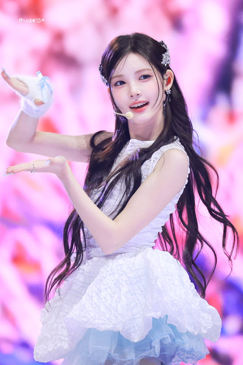 River_yuha's tweet image. 251220

#Hearts2Hearts #하츠투하츠 #H2H 
#YUHA #유하 #ユハ