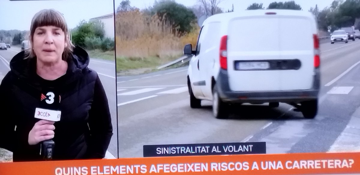 Parlem de sinistralitat a la carretera...
Si els periodistes de <a href="/3CatInfo/">3CatInfo</a> parlen de sinistres a peu de carretera, d'esquenes als vehicles que hi circulen i amb roba negra i sense armilla reflectant.
Donant exemple!