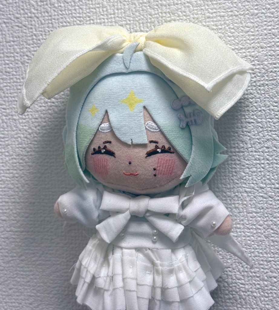 以前の白衣装の時に作ったぬい服。 明日はこれで行くぞー💙