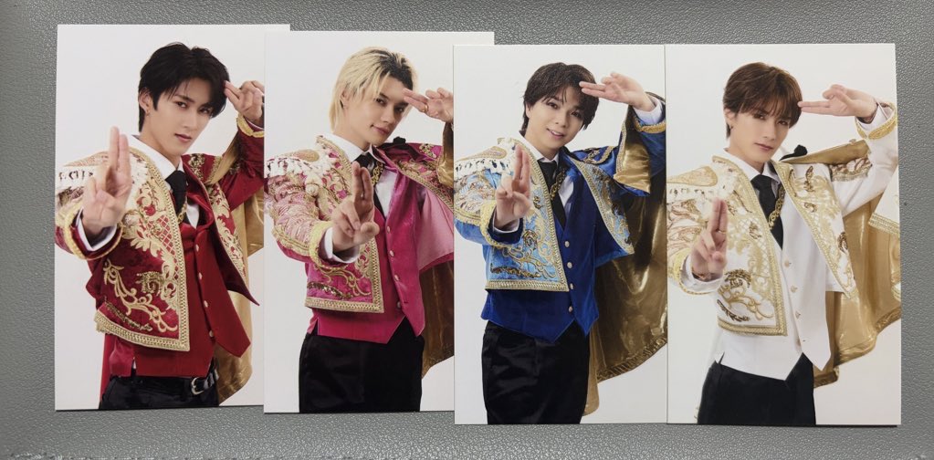 M!LK トレカ 譲渡 求)0.1/枚➕送料 譲)❤️🩷💙🤍 4枚まとめて＞バラ