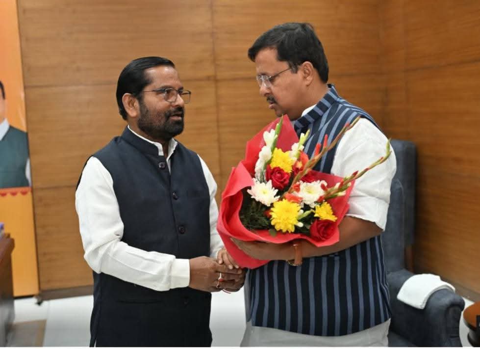 proutbjp's tweet photo. ନୂଆଦିଲ୍ଲୀ ଠାରେ ଭାରତୀୟ ଜନତା ପାର୍ଟିର ନବ ନିଯୁକ୍ତ ରାଷ୍ଟ୍ରୀୟ କାର୍ଯ୍ୟକାରୀ ଅଧ୍ୟକ୍ଷ ଶ୍ରୀ ନିତିନ ନବୀନ ଜୀଙ୍କୁ ସାକ୍ଷାତ କରି ଶୁଭେଚ୍ଛା ଜଣାଇଲି। 

दिल्ली स्थित भाजपा मुख्यालय में @BJP4India  के राष्ट्रीय कार्यकारी अध्यक्ष श्री 
@NitinNabin जी से शिष्टाचार भेंट कर उन्हें हार्दिक शुभकामनाएं दीं। https://t.co/g7ZHKbSuyp