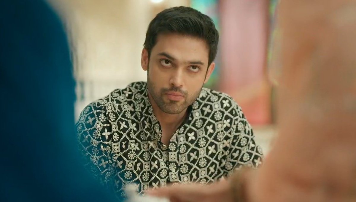 The way he always glares at Naaz😂

#SeherHoneKoHai #ParthSamthaan