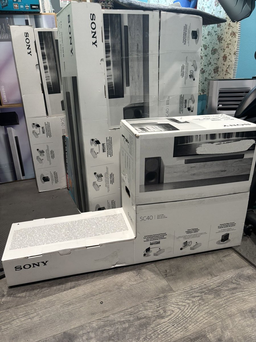 RevErskineGH's tweet photo. FOR SALE !!!!

Sony SC40 Sound Bar; A compact soundbar with a wireless subwoofer that delivers clear, powerful sound and deep bass, plus easy Bluetooth and HDMI connectivity for an instant TV audio upgrade.

Price: GHC 4000

Free delivery anywhere in Accra. hit me up on 0246653969. 

if you buy more than two, ill give you a great discount!! 

Repost for me.