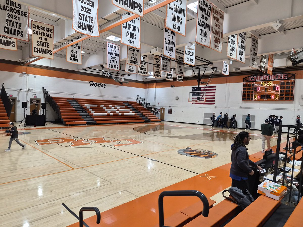 RimbackSports's tweet image. Three gyms. Nineteen games. Thirty eight teams from South Jersey and beyond. The biggest day in South Jersey boys basketball - Cherokee's 13th annual Jimmy V Classic 🏀🏀🏀🏀🏀 @ChiefsAthletics it all starts at 10am