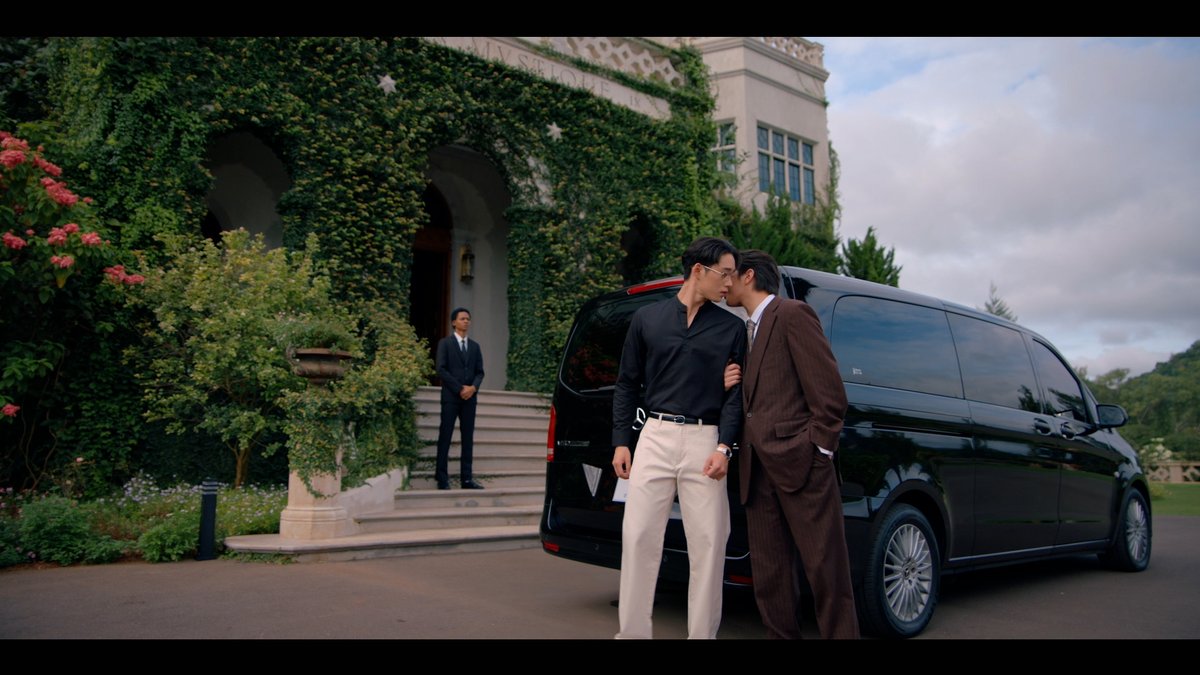 GMMTV's tweet image. นี่คุณสองคนทำไรกันคับเนี่ย ฟหกดเ้่าสววงงกาอดทมิกดยทอิางยกิดทปอายดทกิดกาทิอดกยร่เกทดยาิท ดกืสา้สื 🫠
#MeAndTheeSeriesEP6
@Williamjkp1 @EstRvp