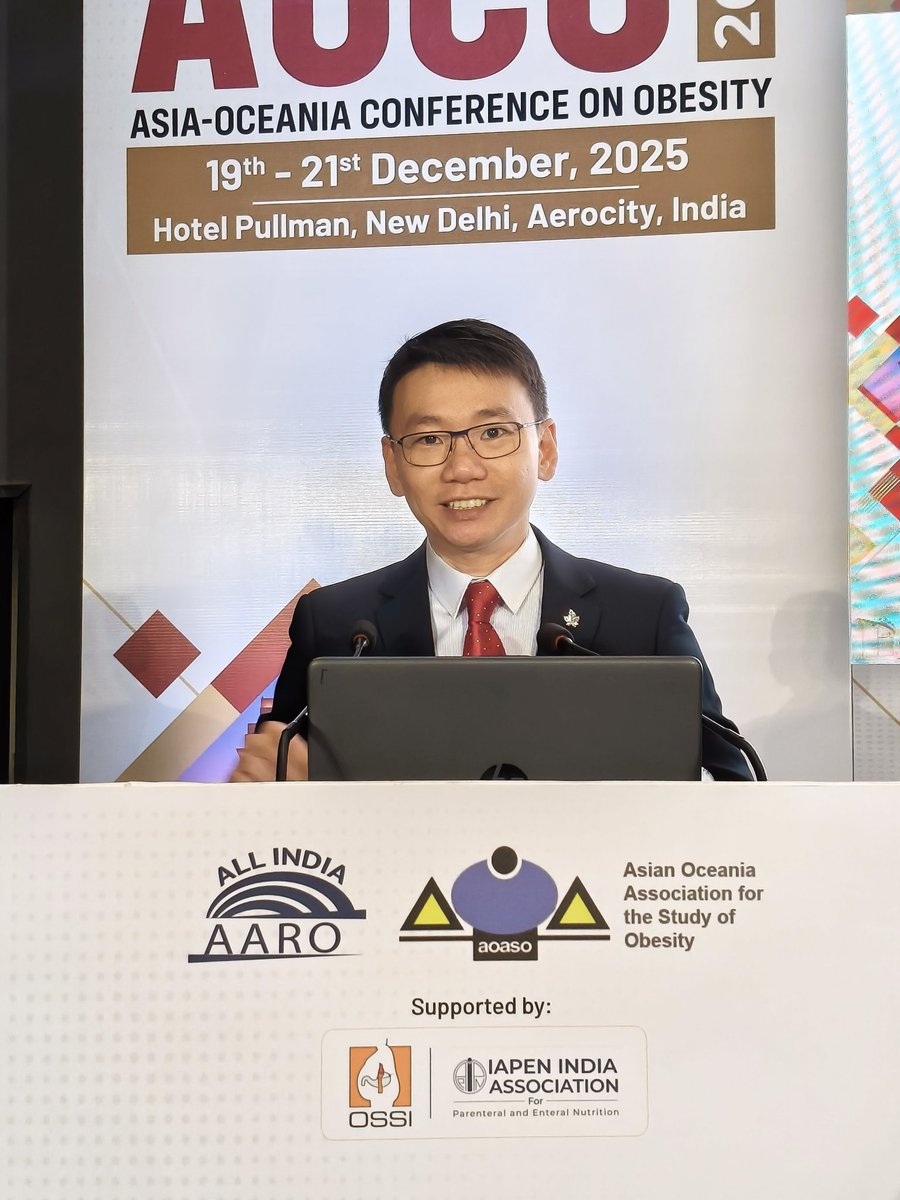 drteohsh's tweet photo. Now in India to present on #weightstigma in the healthcare setting at the Asia-Oceania Conference on #Obesity.
.
I started my talk with a simple scenario. A patient goes for routine screening. BMI is still in the obesity range. Within minutes, the patient is assumed to be eating too much junk food and “not trying hard enough”.
.
What the clinician didn’t know? The patient had already lost ~30% of baseline body weight after bariatric surgery, sustained with regular, healthy lifestyle changes.
.
That assumption was made purely on BMI without knowing the background clinical context. This is how weight stigma often appears in healthcare.
.
When we reduce a person to a number, we miss the story. We miss past success, current behaviours, barriers, and strengths. And more importantly, we risk damaging trust and long-term engagement with our patients.
.
Obesity care should start with curiosity, not judgement. With listening and recognizing progress, not labelling.
.
If we want better outcomes, we first need safer clinical spaces through reducing weight stigma!