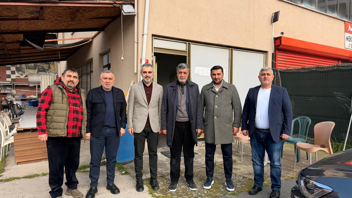 Umreden dönen Babür Çakırca abimizi İlçe Başkan Yardımcılarımız ile ziyaret ettik. 

Allah umresini kabul ve makbul eylesin.

<a href="/atasehirakparti/">AK Parti Ataşehir</a> 
<a href="/abdullahozdemir/">Abdullah Özdemir</a>