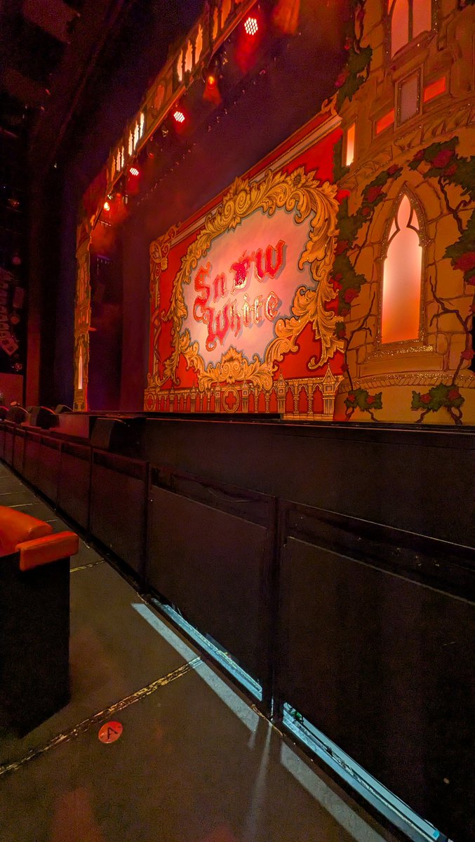 In my seat for show two of the day looking forward to seeing <a href="/MarcPickering/">Marc Pickering</a> <a href="/ben_roddy/">Ben Roddy</a> <a href="/kaneoliverparry/">Kane Oliver Parry</a> and all the incredible cast this afternoon 😊❤️