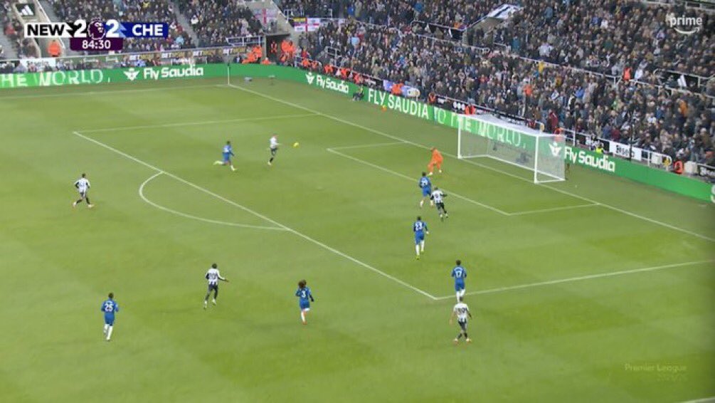 homeofshows's tweet image. 📸 - BARNES MISSES A HUGE CHANCE TO MAKE IT 3-2!