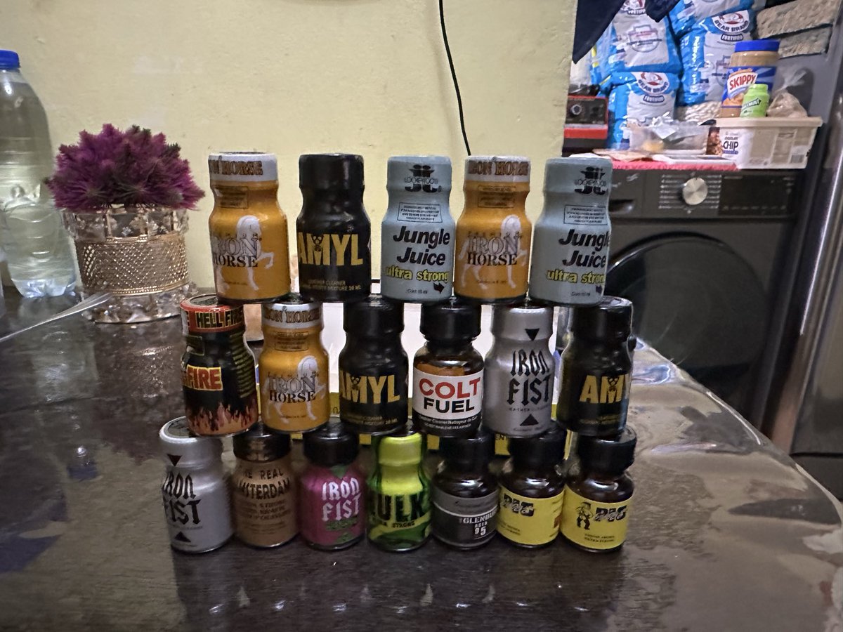 manlywildboy123's tweet photo. Fs popper fun dm for more deets https://t.co/pMWrh6RNDP