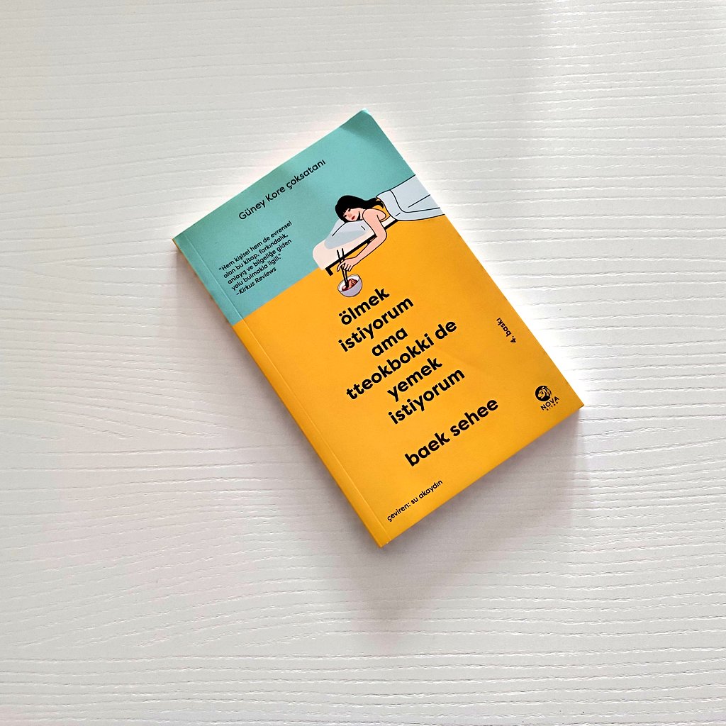 #okudumbitti 📚
Çok sevemedim açıkçası 😅  kafam çok doluydu kendimi veremedim kitaba sanırım. ikincisini de almıştım, araya epey bir zaman koymayı düşünüyorum 😅😅
#kitaplariyikivar
#okumaközgürlüktür