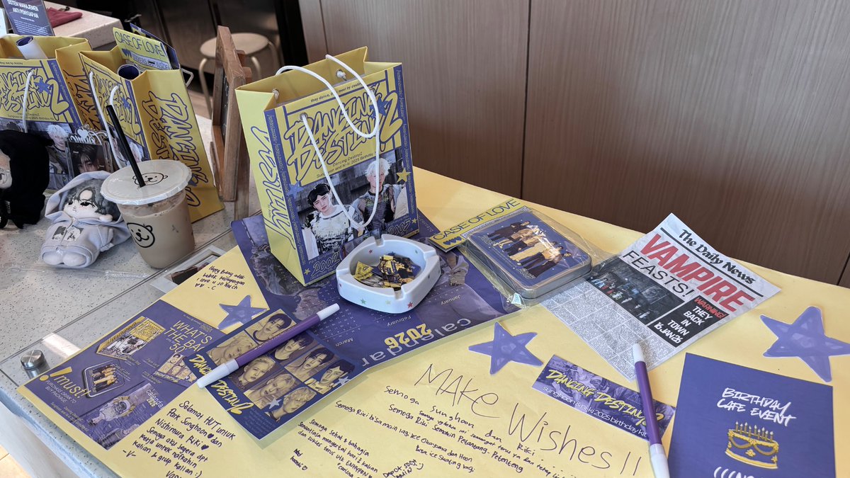 kusuozs's tweet image. hoonki cafe event w @caethoon &amp;lt;3